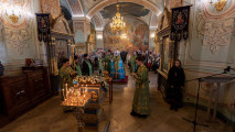 Всенощное бдение в Тихвинском храме Успенского кафедрального собора