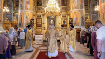 Архиерейское богослужение в&nbsp;Успенском кафедральном соборе