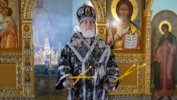 Вечерня с&nbsp;выносом плащаницы в&nbsp;Тихвинском храме